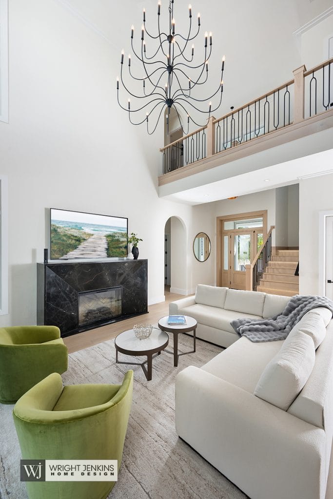 936_4Riverview-gr-foyer-09 svg+xml;charset=utf