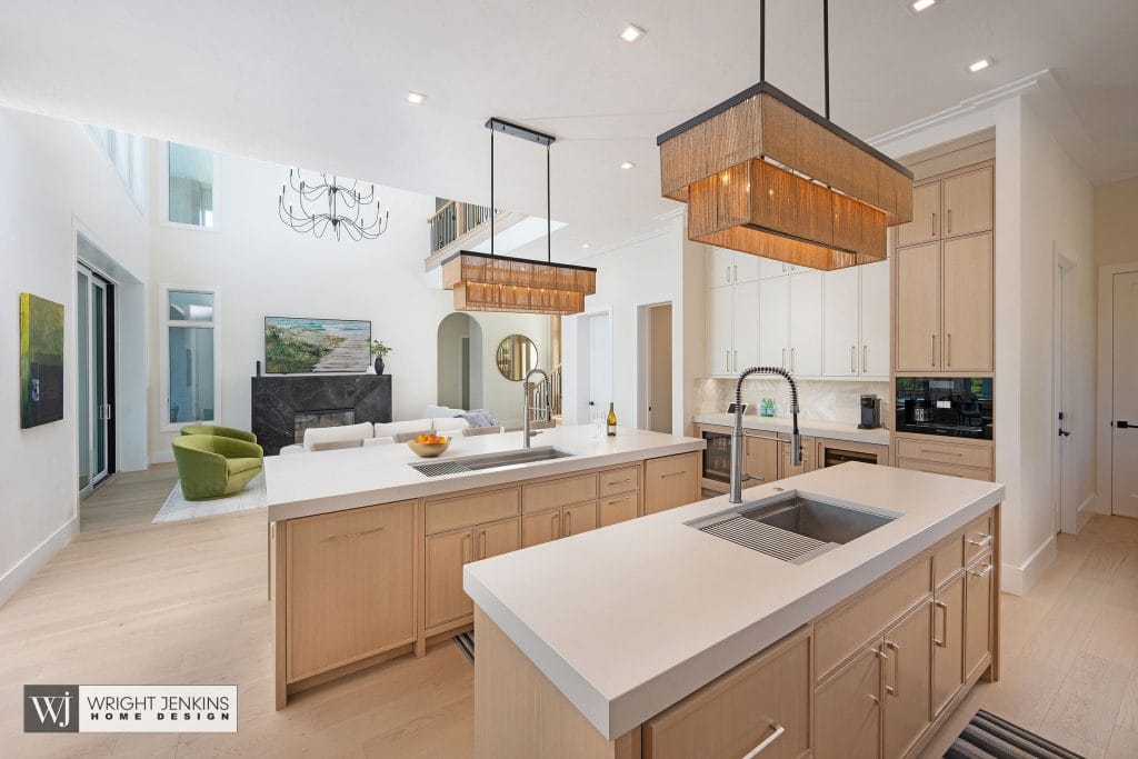 936_5Riveriew-kitchen-gr-rm-foyer-wjhd-024 svg+xml;charset=utf